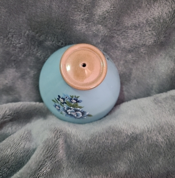 Taylor Smith and Taylor Azura Pepper Shaker - Picture 2 of 3